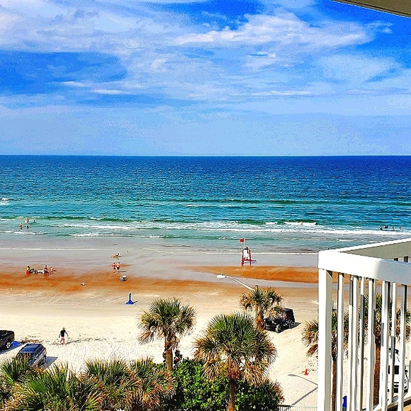 Jenn - Picture 4 of 15